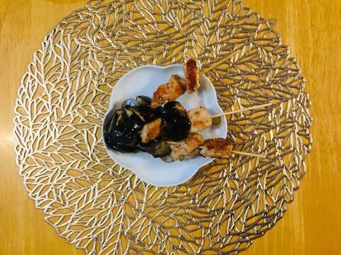 【おつまみレシピ】鶏胸肉とナスのタンパク焼き鳥♡
